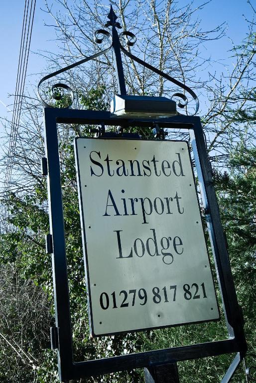Stansted Airport Lodge Takeley Eksteriør billede